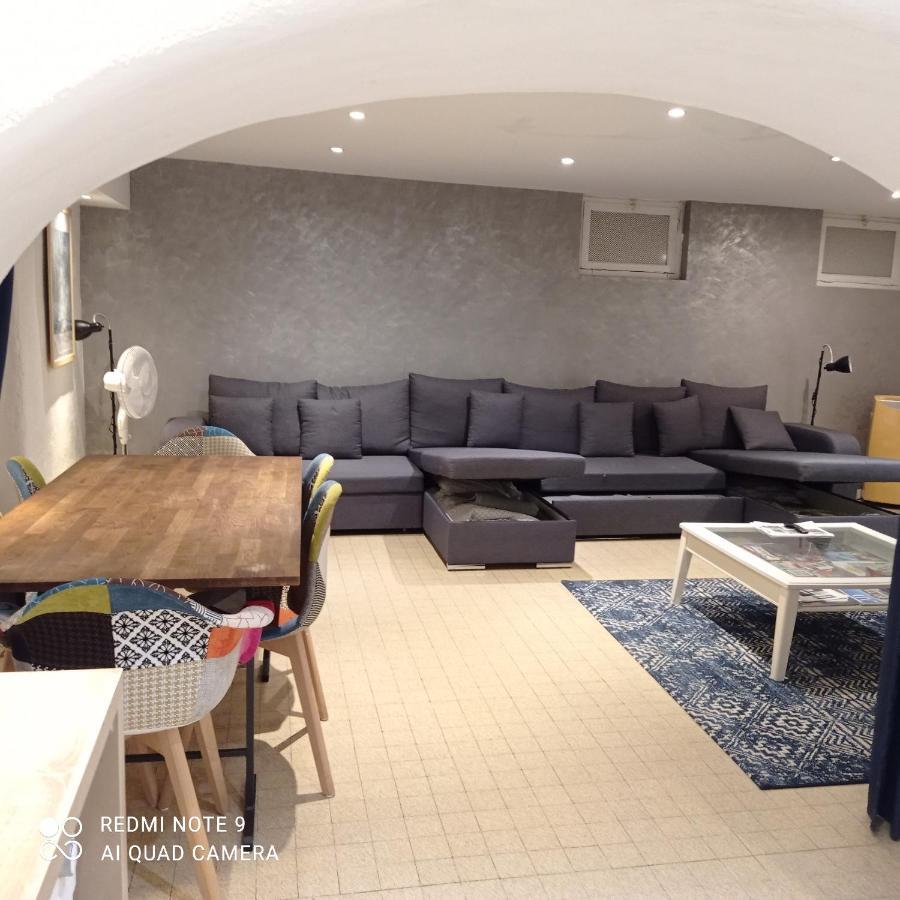 Апартаменти Charming And Modern Cave In The Heart Of The Port Ніцца Екстер'єр фото